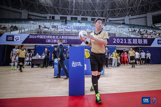 泰森出场16分钟赚2000万美元 相当于梅西整赛季收入