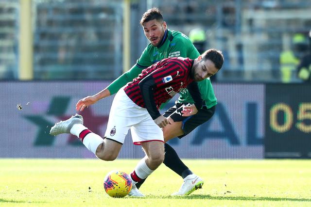 火箭力克公牛7连胜 利拉德30+12雄鹿险胜篮网